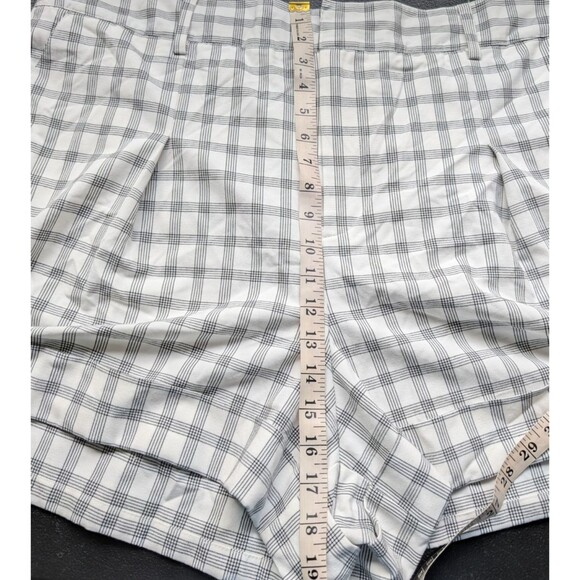 Danielle Bernstein Women's Short Plaid Cuffed Pleated Elastic Back High Rise 20W - Picture 7 of 11